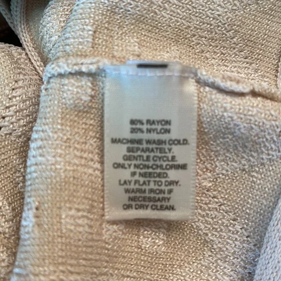WHBM CREAM SWEATER TANK - Picture 8 of 8